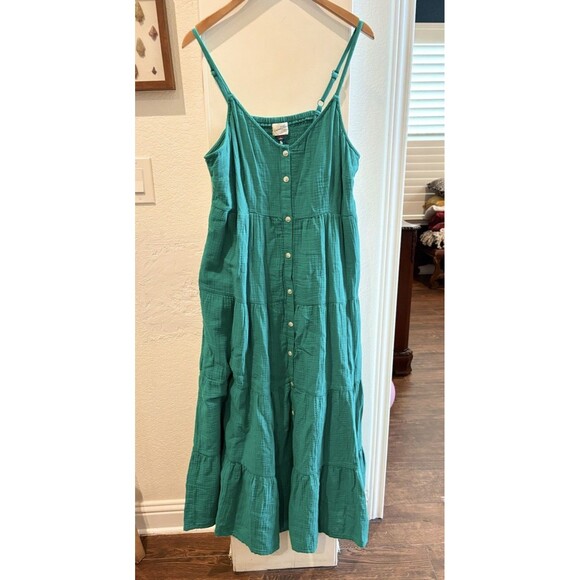 NEW Universal Thread Kelly Green Midi Sundress Coastal Beach Vacation Resort - Picture 3 of 5